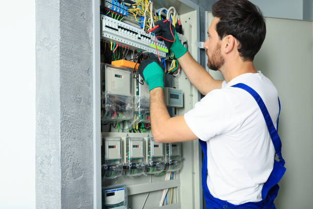 Best Electric Panel Repair  in Moxee, WA